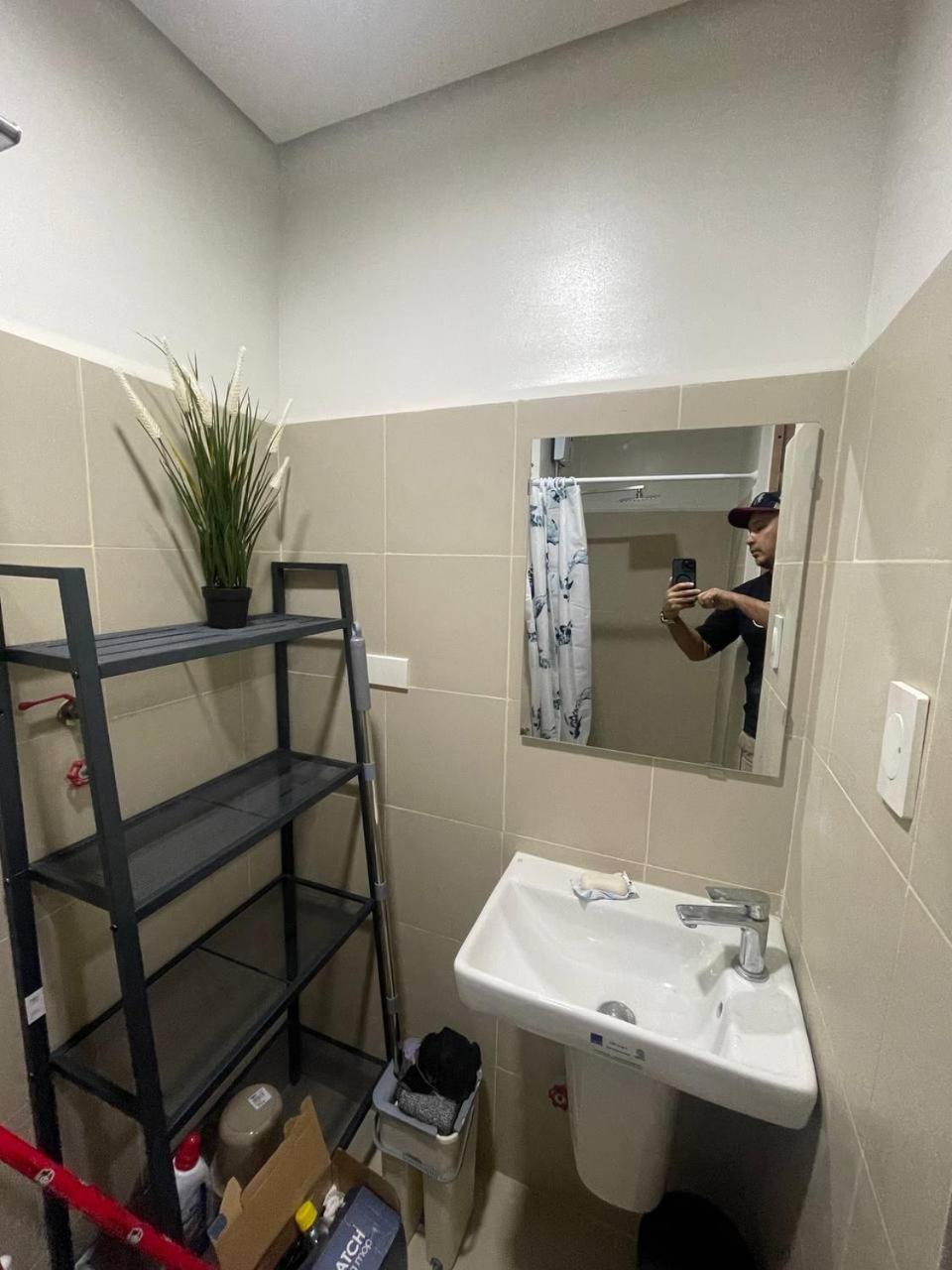 Red Residences Chino Roces Makati Makati City Zewnętrze zdjęcie